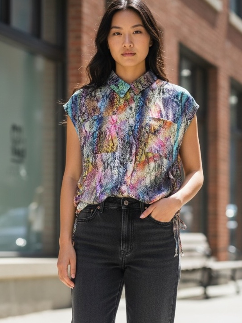 Lola & Sophie Multi Colored Snake Print Blouse Sleeveless Button Down Size Small